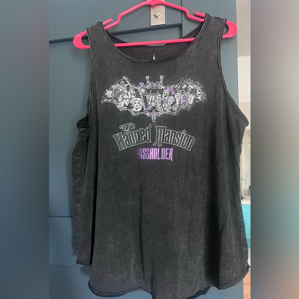 Disney Parks Passholder Haunted Mansion 2x tank
